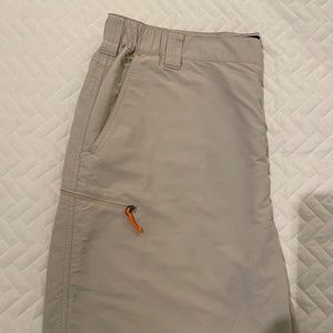 Men’s Orvis shorts -size xl